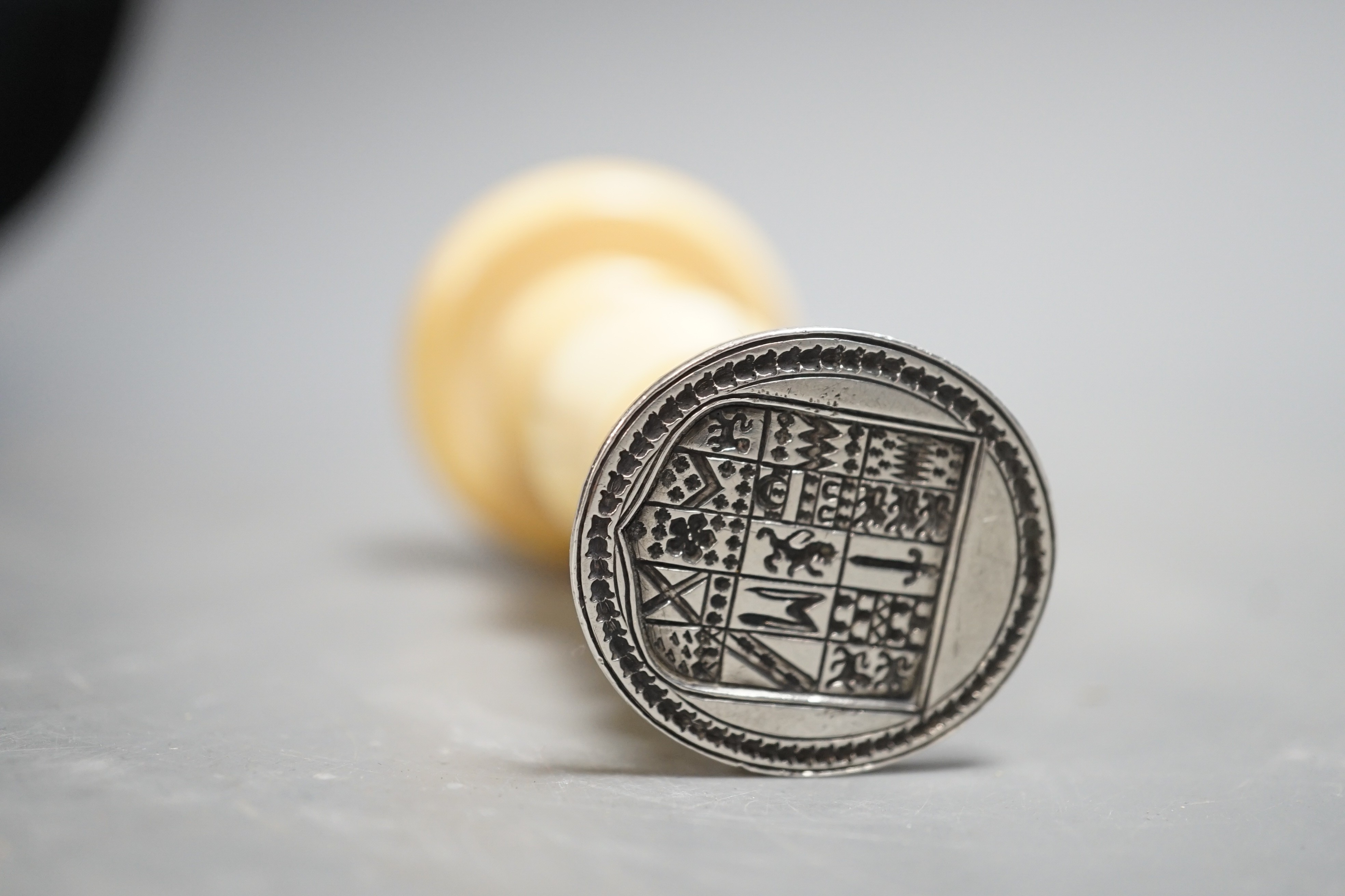 An early to mid 19th century carved ivory desk seal 9cm